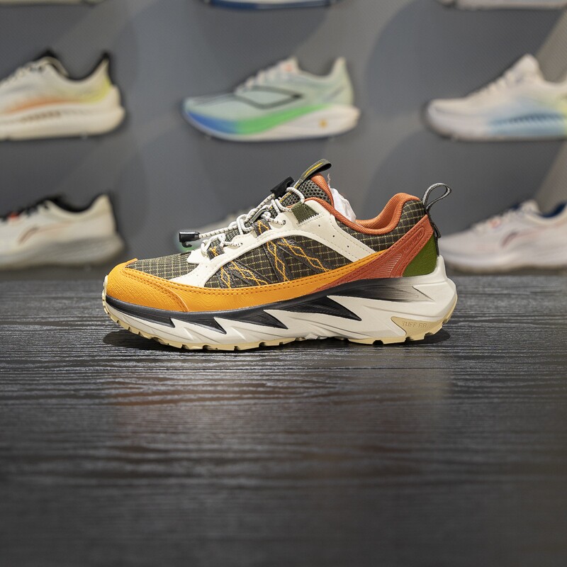 李宁儿童纵横户外鞋2026春季新款男女大童反光回弹运动鞋YKEW014