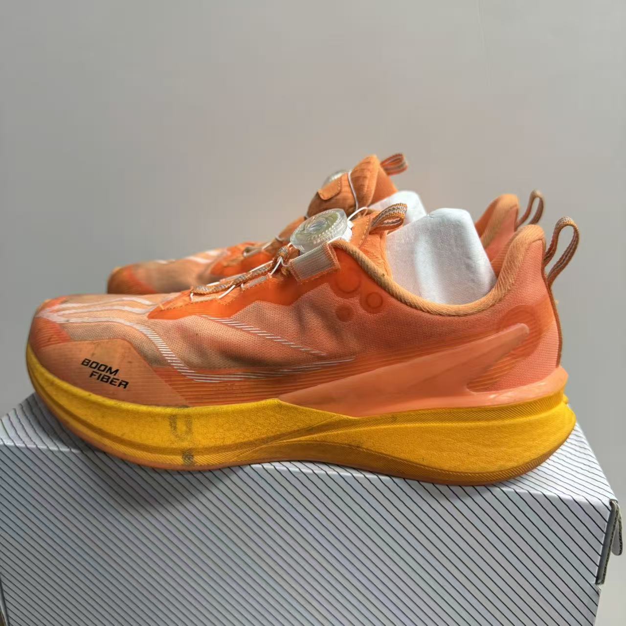 （瑕疵门店样鞋）李宁运动赤兔8Pro大童鞋透气跑鞋YKFV028