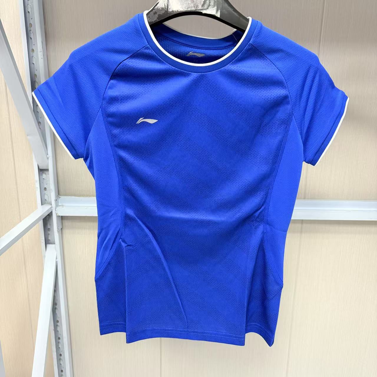 《购买前看详情B品》李宁夏季女子短袖速干吸汗透气运动服AAYM024