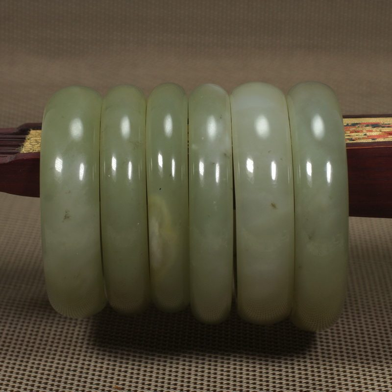 新款国内鉴定-天然和田玉手镯山料青海料白玉翠青玉货女生镯子