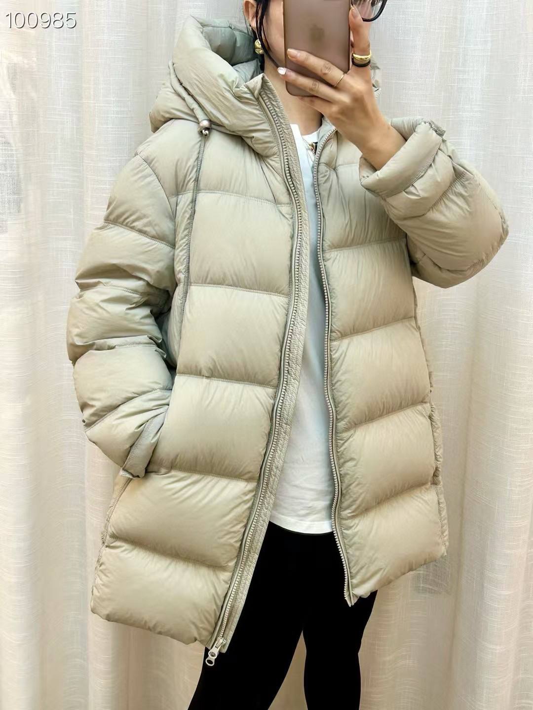 云朵泡芙！轻量可溯源90白鸭绒极简宽松保暖立领连帽中长女羽绒服