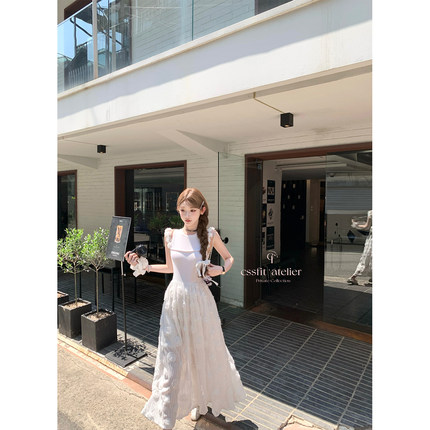 迟伞伞25/ss 吉野白樱 泰兰德手工白色拼接针织花朵无袖吊带长裙