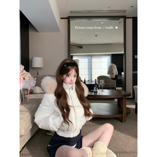 迟伞伞25/fw 云朵雪吻 收腰真狐狸毛领90白鸭绒羽绒服粉/白两色入