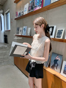 手工刺绣植绒精致感米白色无袖 迟伞伞 雪原飞羽 上衣女夏