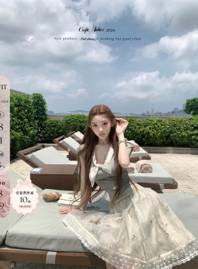 迟伞伞26/ss 海岸铃兰 marche*碎花领结灰色tee+刺绣网纱半裙套组