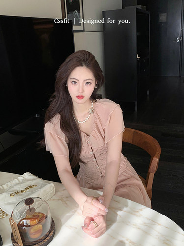 小飞袖裸粉色仙女套装