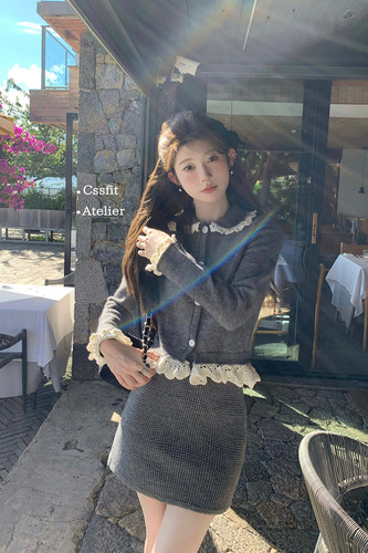 迟伞伞钩花羊毛针织衫短裙套装