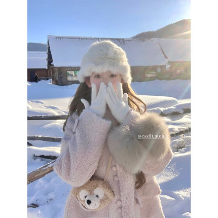 迟伞伞 软软粉糯 暖洋洋羊羔毛连帽大衣减龄外套系带花边针织衫