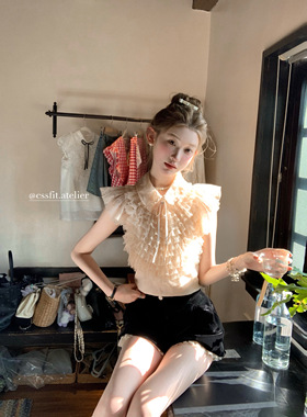 迟伞伞 雪松奈奈子 千层宫廷风蝴蝶结小翻领蕾丝衬衫女上衣/两色