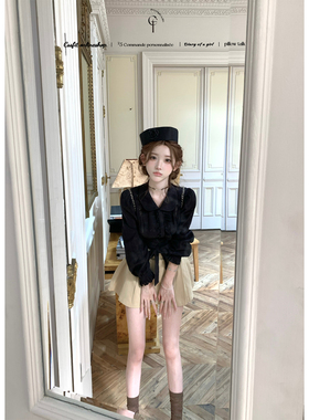 迟伞伞26/ss 法兰绒特调 中古镂空娃娃领花边系带长袖黑衬衫上衣