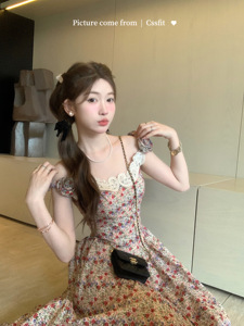 迟伞伞  甜辣莓果酱 复古碎花蕾丝拼接花朵吊带2way连衣裙夏