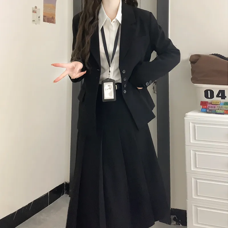 黑色西装外套女2026新款面试正装衬衫休闲职业西服半身裙时尚套装