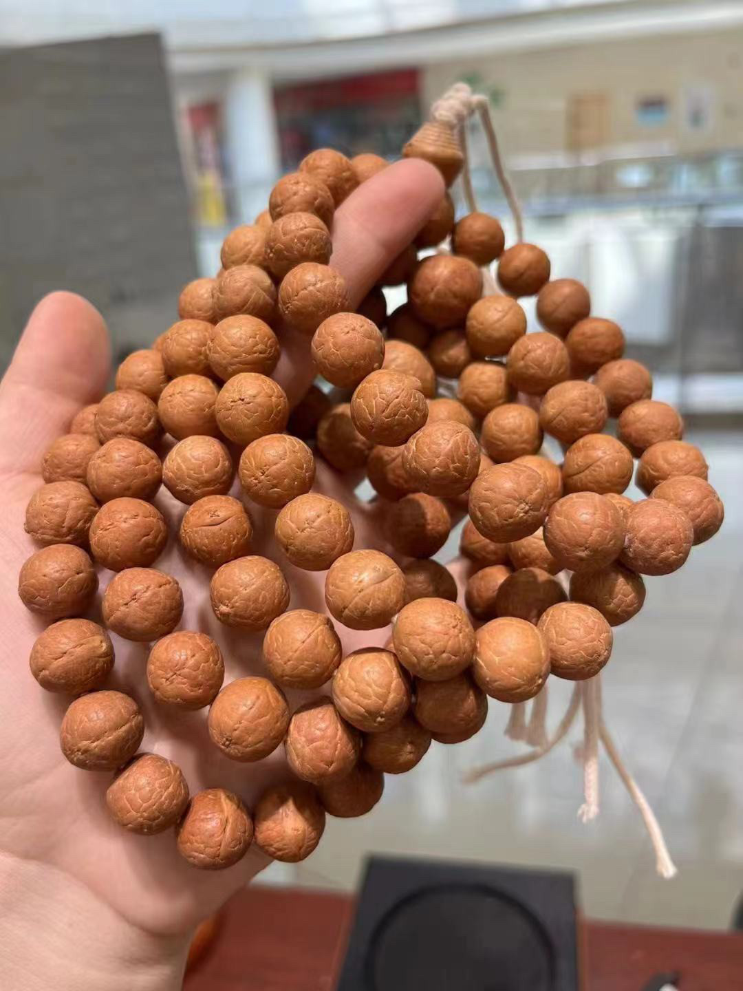 尼泊尔黄皮凤眼菩提子手串手持佛珠文玩男女款念珠原籽正圆单圈