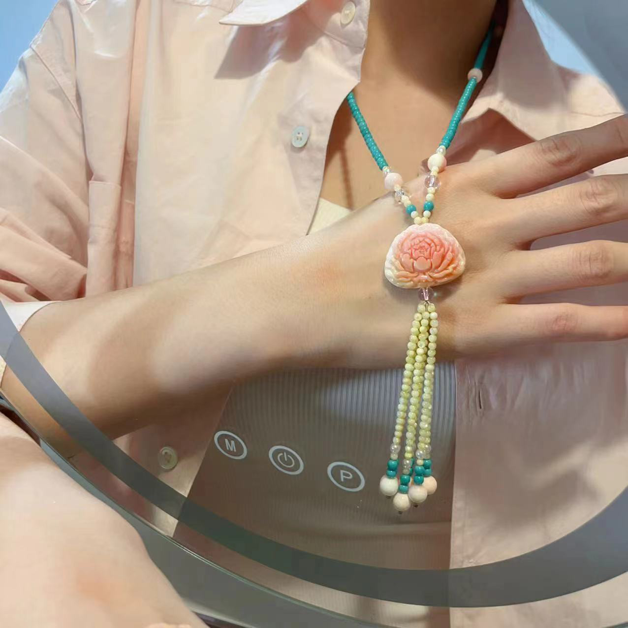 女王贝牡丹花项链 搭配菱镁矿松石项链 老鱼骨点缀
