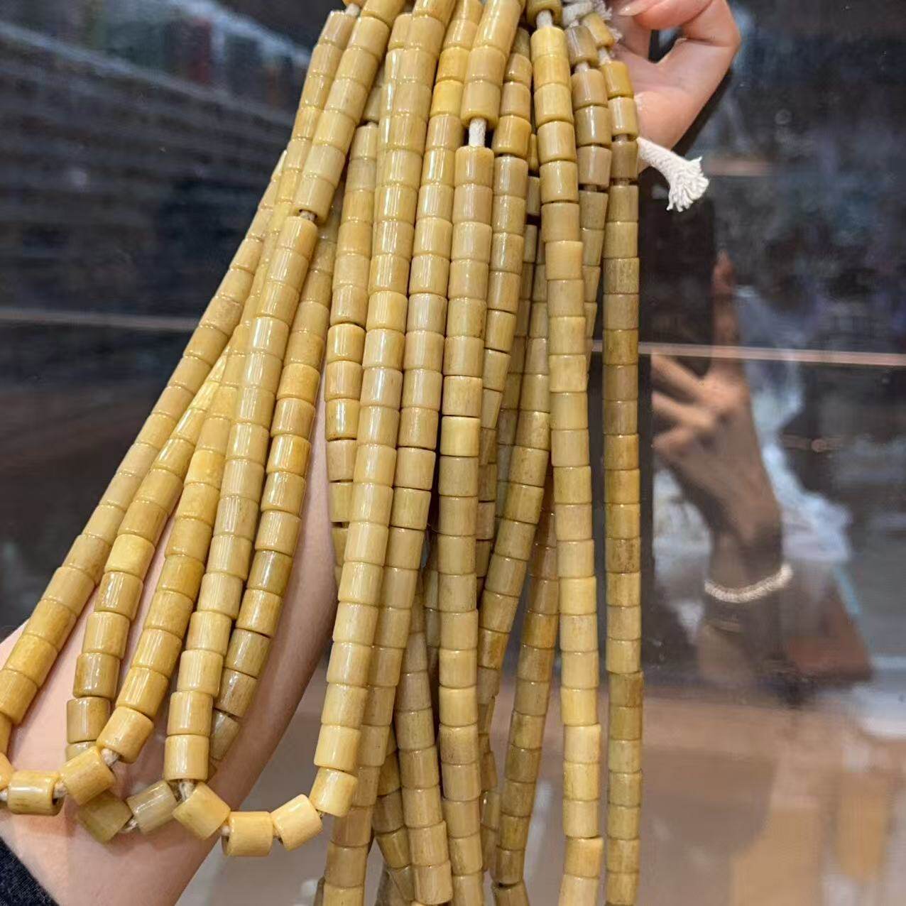 西藏藏传腿骨天然原骨藏式罕见仅有老佛珠特殊念珠文玩古玩