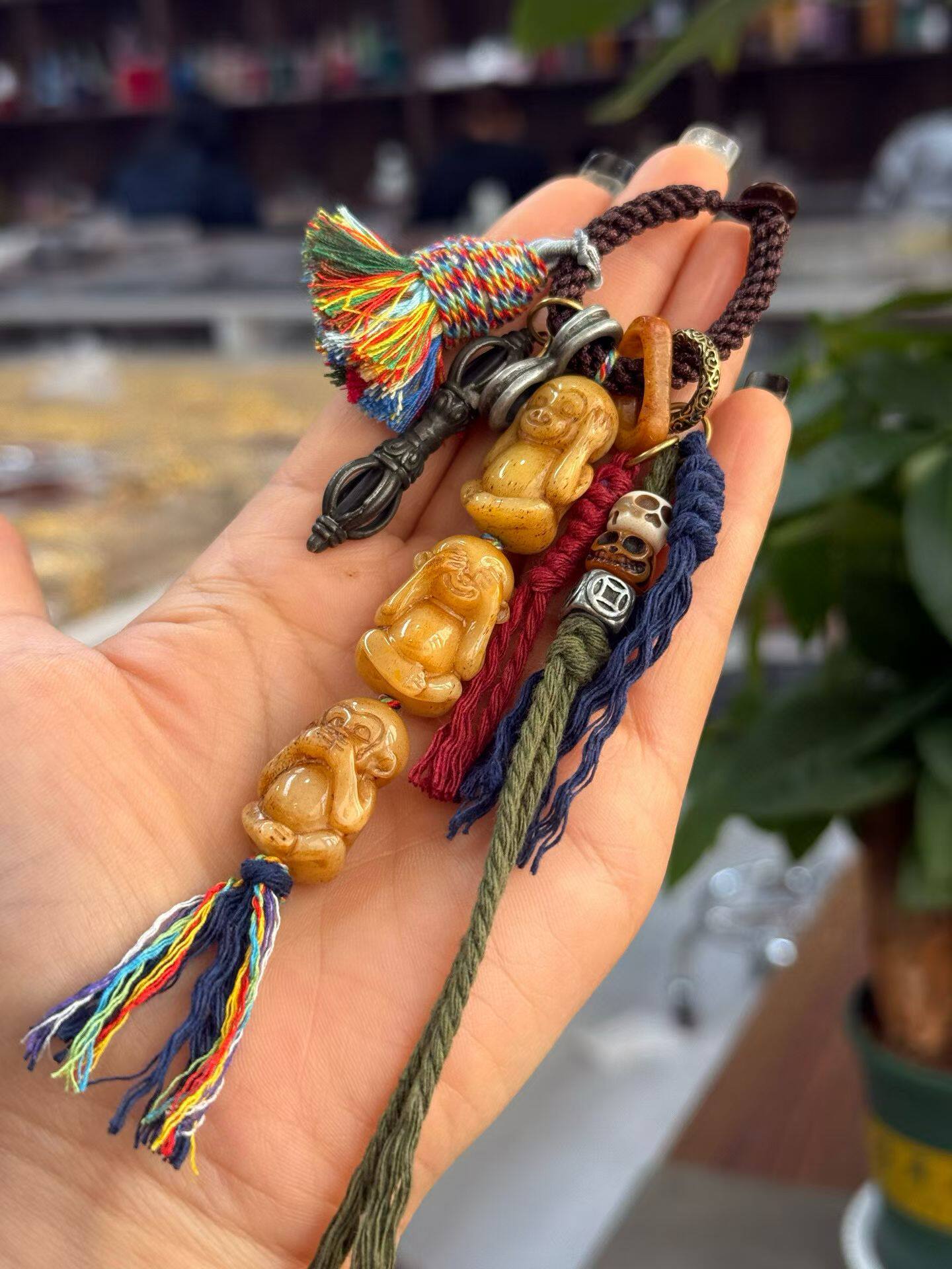 原创款藏式牛骨雕刻三不猴挂件包挂男士女士情侣