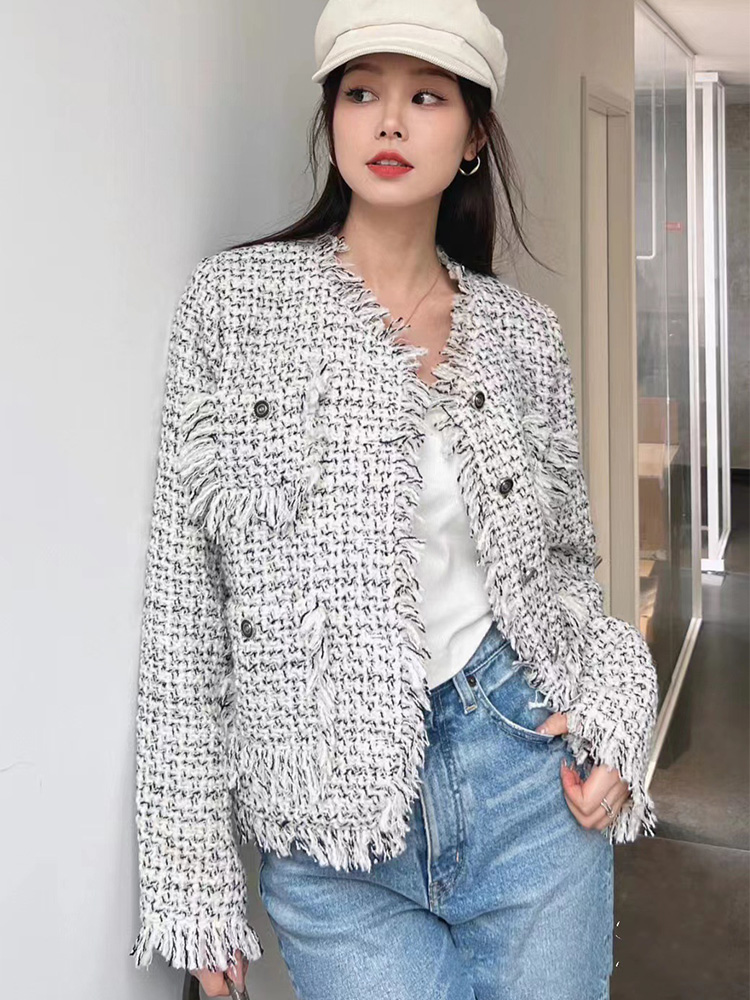 粗花呢白色毛毛边小外套