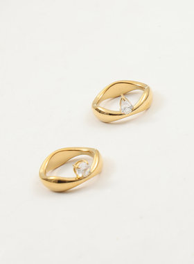 欧美时尚新款个性几何波浪弧面戒指钛钢镀18K金镶钻指环食指中指