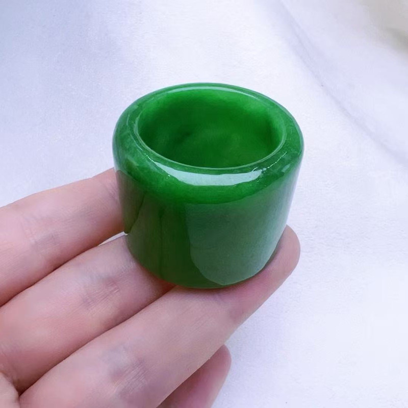 天然缅甸翡翠冰糯种满绿色大扳指