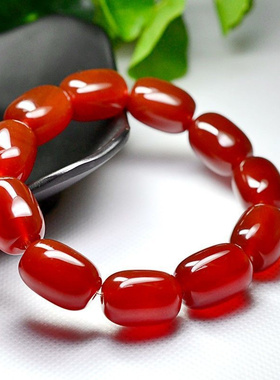 天然红玉髓男女款玛瑙路路通手串