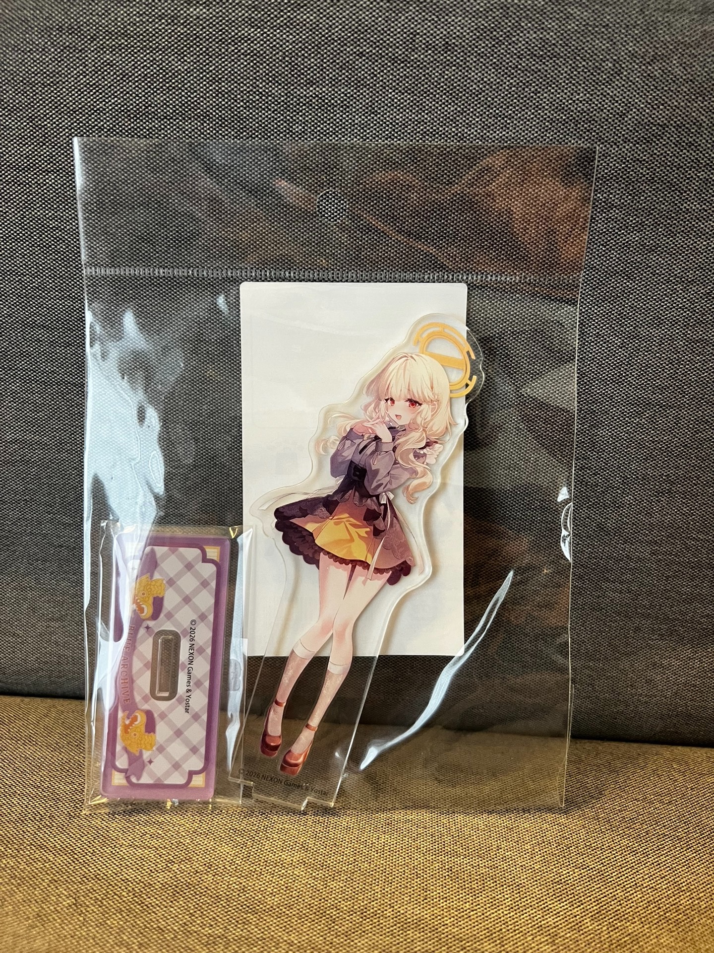 Blue Archive Acrylic Stand - China Exclusive - China Exclusive Anime Merch
