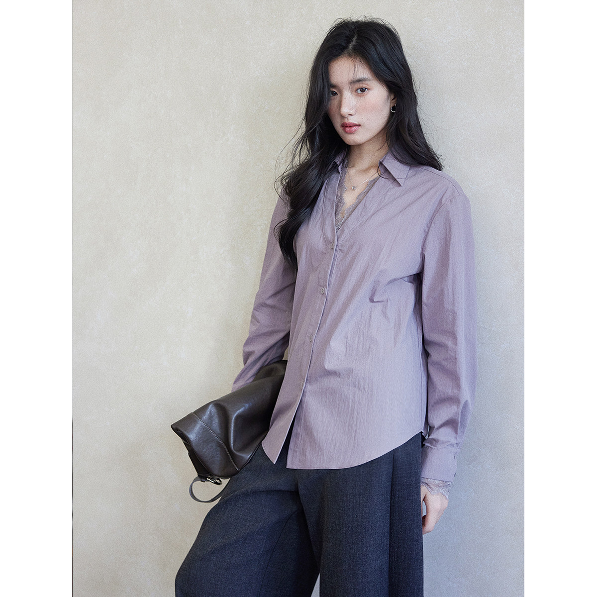 贰羊设计【现货8折】予颜复古通勤设计感紫色蕾丝棉感气质衬衫