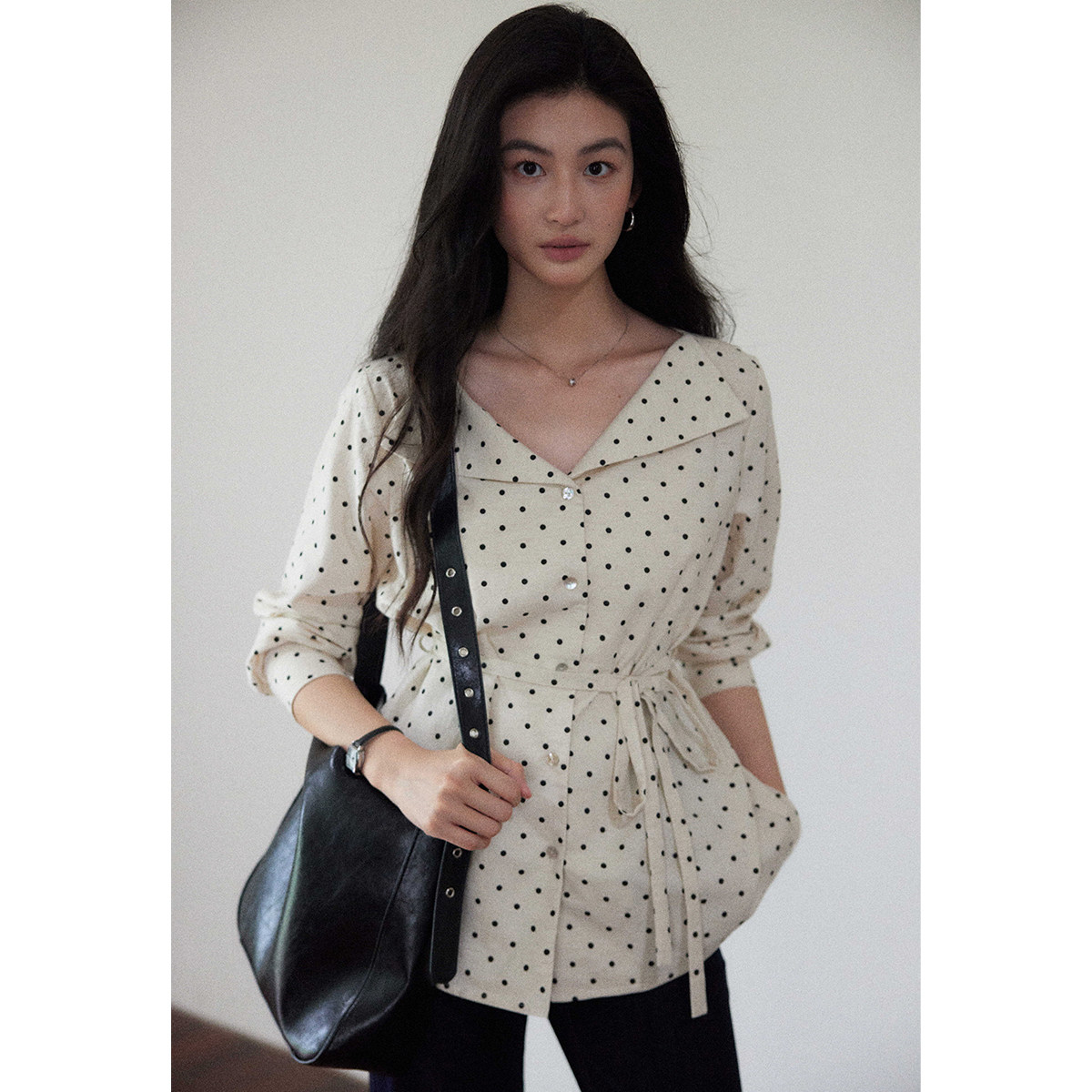 贰羊设计【汐蔓】亚麻棉法式复古波点衬衫女秋宽松侧绑带翻领上衣,女装/女士精品,衬衫,淘宝优惠券,粉丝福利购,淘宝优惠卷