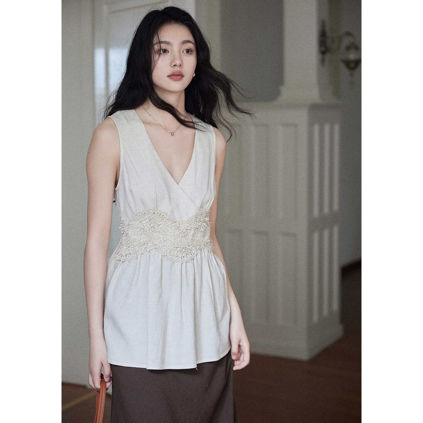 蕾丝收腰无袖v领亚麻上衣背心