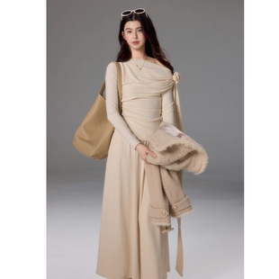 针织上衣女设计感a字半身裙套装 两穿斜肩围裹式 屿见 贰羊设计