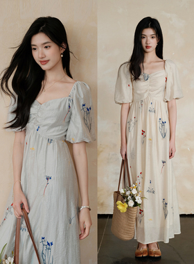 贰羊设计【现货5折】椿山集 新中式宽松碎花刺绣天丝方领连衣裙