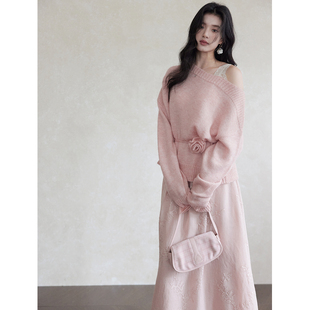 贰羊设计 槿淮 两穿粉色毛衣女重工绣花半身裙套装 现货8折