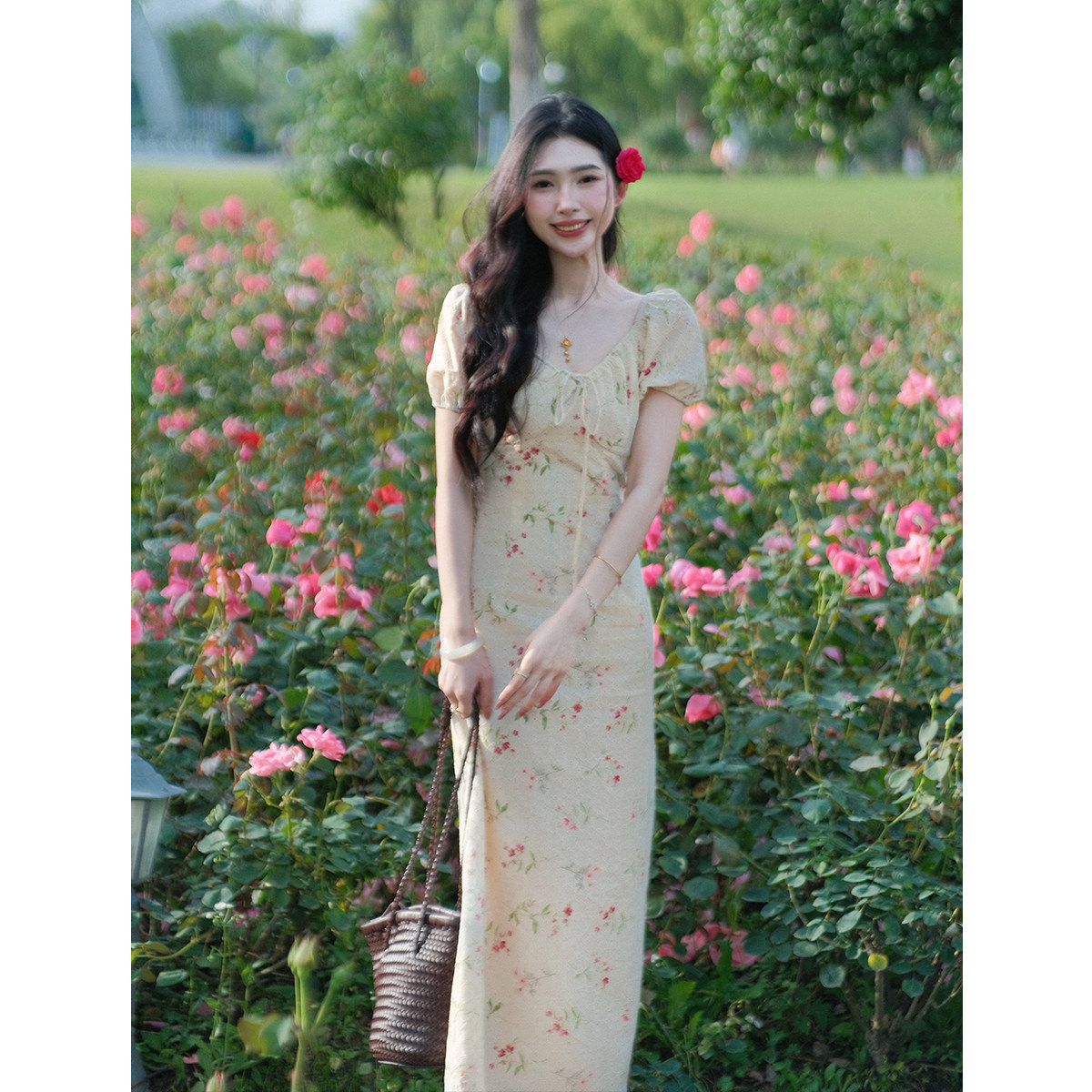 贰羊设计【现货5折】【苏禾】国风新中式V领氛围浪漫碎花连衣裙,女装/女士精品,连衣裙,淘宝优惠券,粉丝福利购,淘宝优惠卷