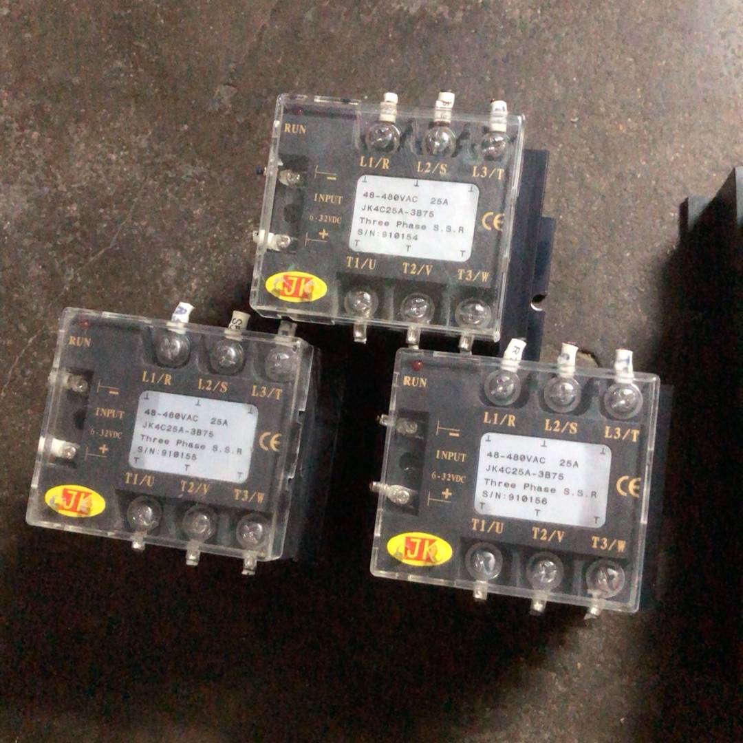 议价-臺灣  JK積奇 SSR JK4C25A-3B75 （3台）