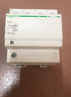 议价-施耐德4PMPX20kA浪涌、防雷保护器。成色如图。需要的联-可