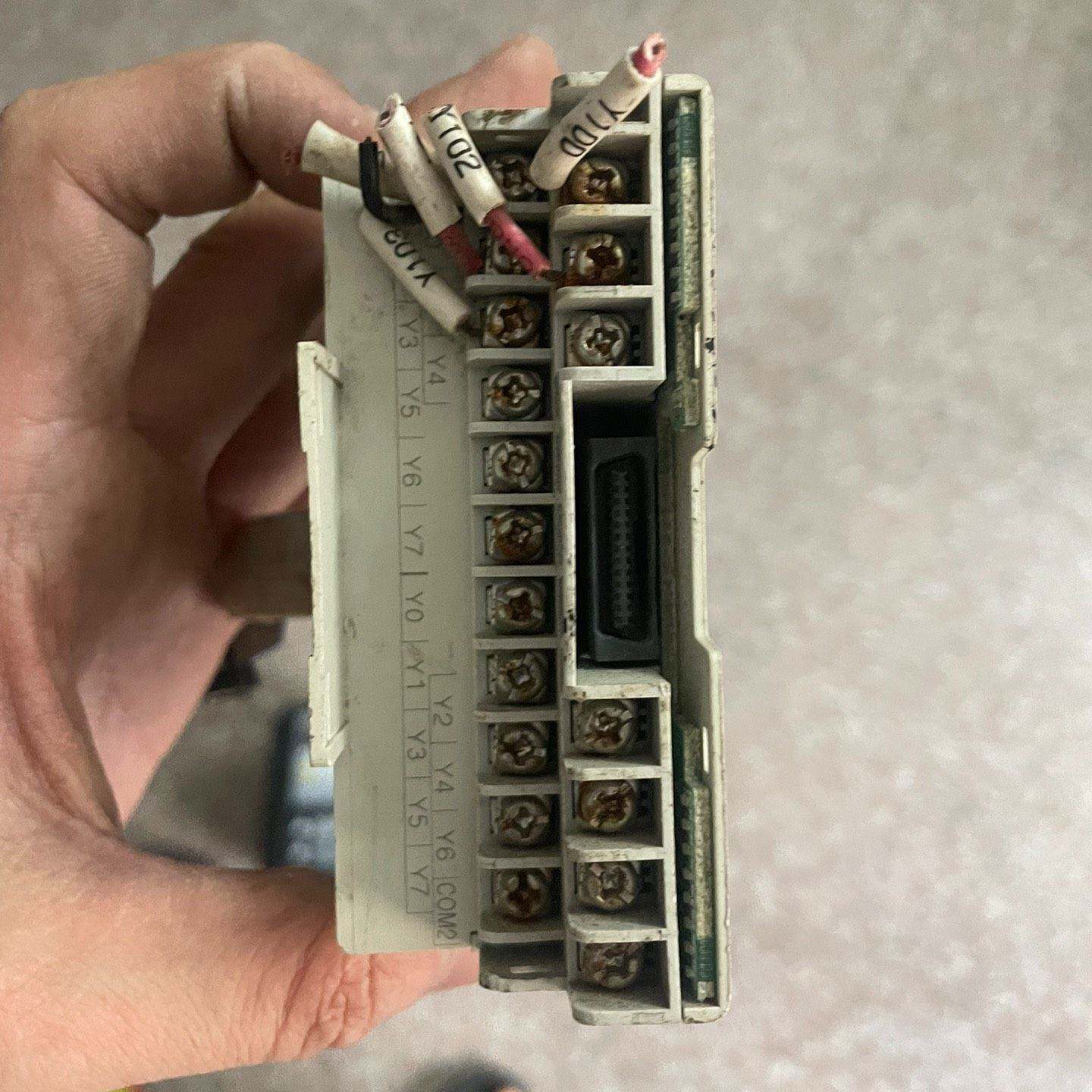 议价-三菱PLC扩展模块FX2N-16EYR 拆机一个 成色