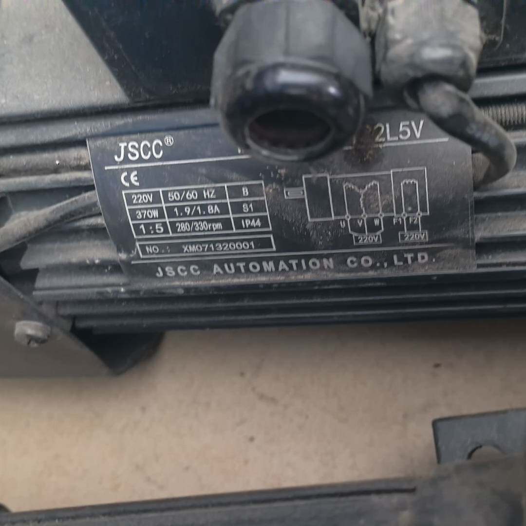 议价-JSCC精研减速电机，型号F370Y22L5V，370W，2