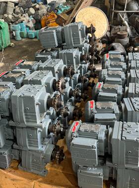 议价-新到SEW减速机31台同步R37头 0.37千瓦 22.27