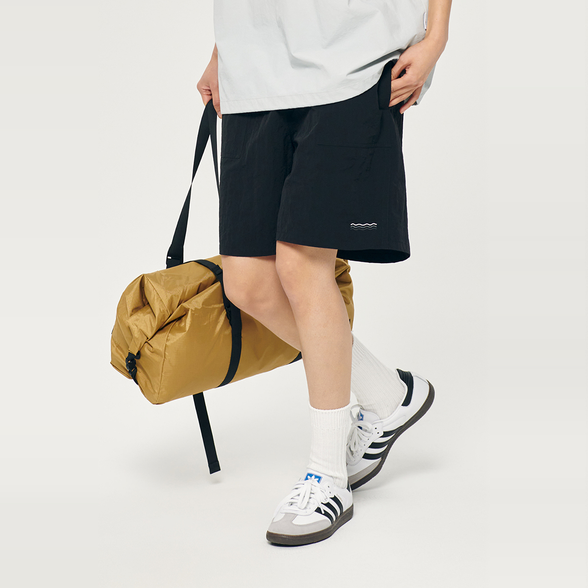 STRIIS波浪刺绣户外短裤防泼水速干宽松男女沙滩运动机能休闲裤子