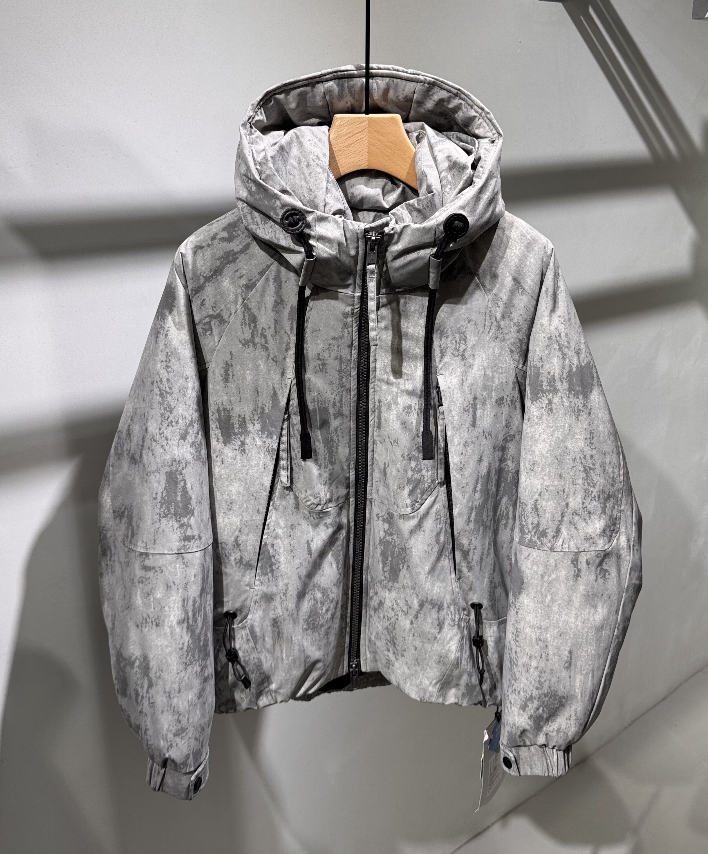 冬季新款男士晕染工装连帽羽绒服美式复古潮流做旧加厚保暖羽绒衣