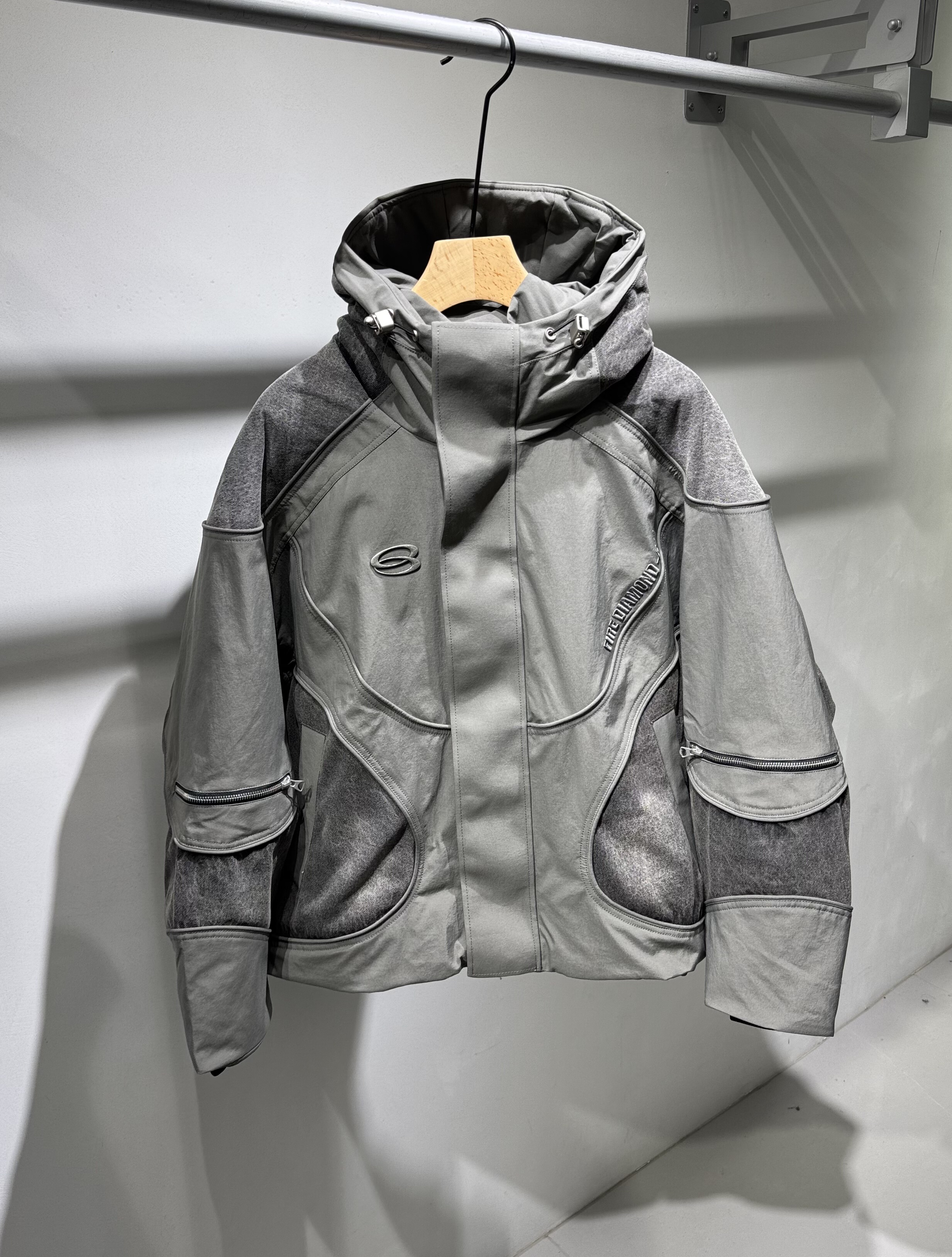 男士冬季新款美式高街重磅连帽羽绒服潮流宽松拼接加厚保暖羽绒衣