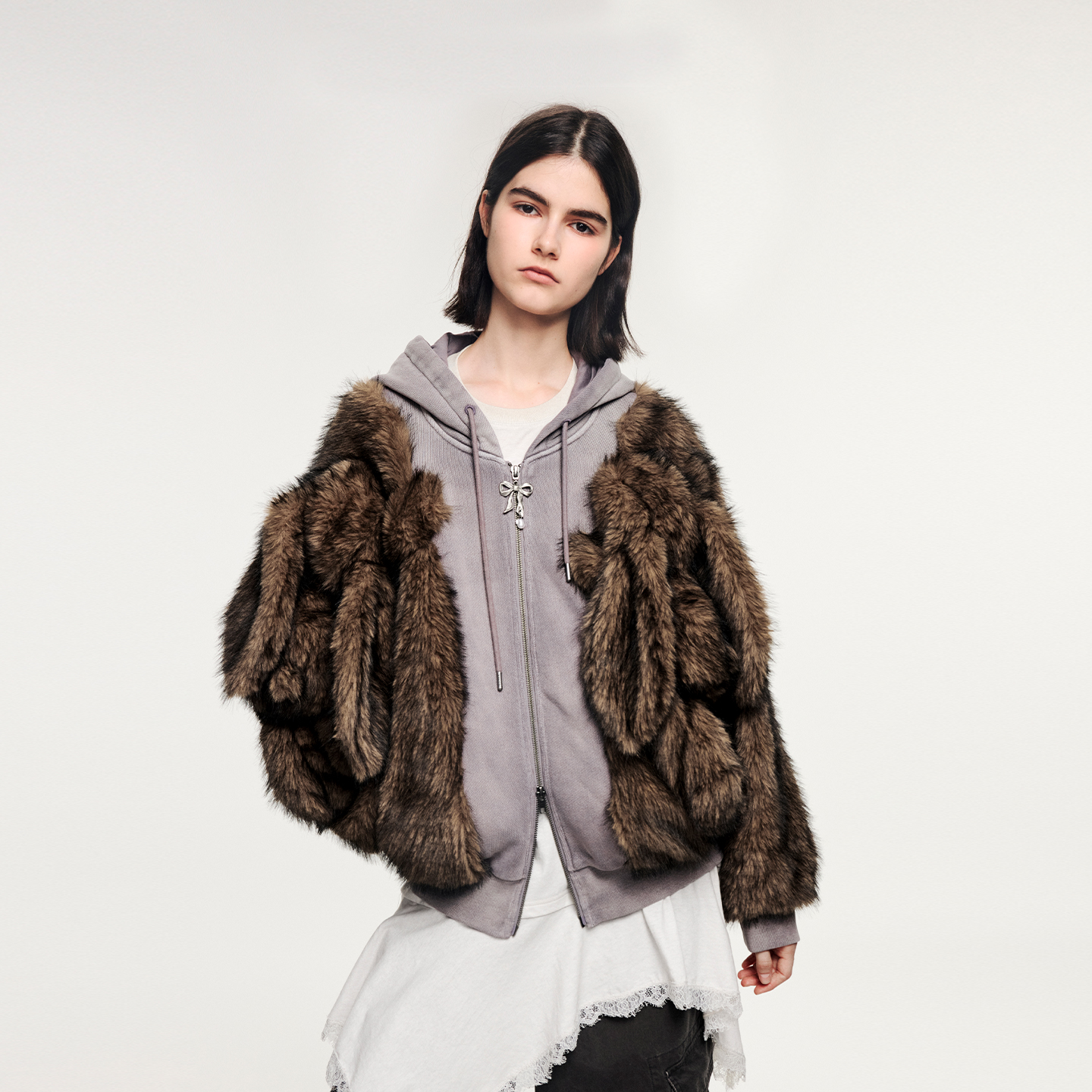 乌丫毛绒兔子精灵连帽卫衣外套