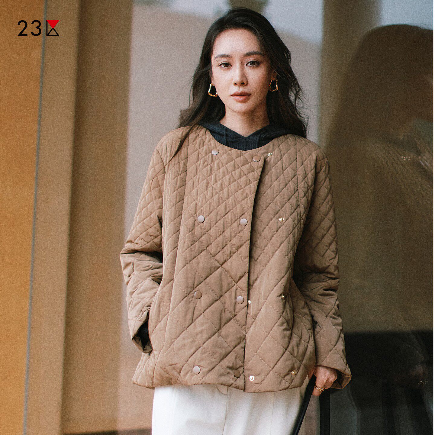 23区日系秋季通勤职业宽松版圆领薄款棉衣夹棉风衣外套商场同款