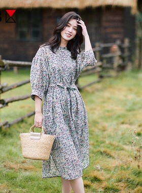 23区日系秋季通勤棉桑蚕丝混纺印花七分袖连衣裙系带裙商场同款