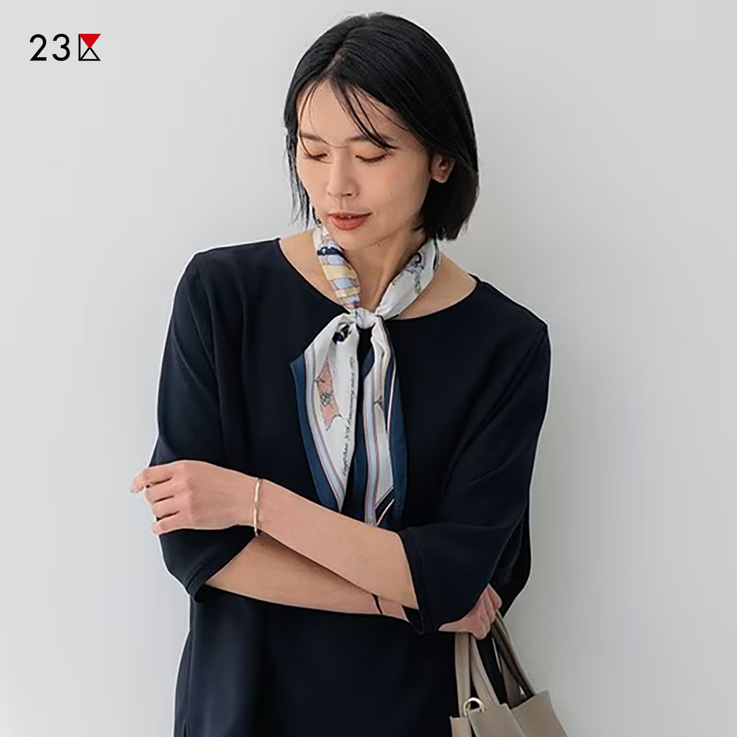 桑蚕丝三角巾印花真丝巾商场同款