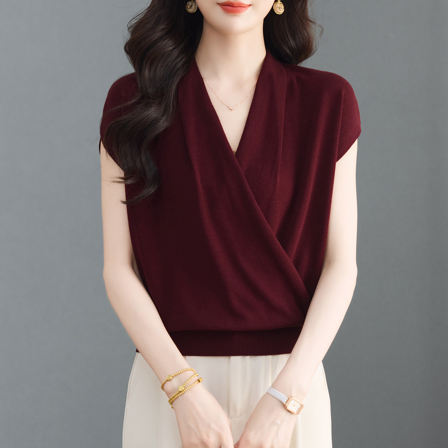莱赛尔天丝交叉V领短袖T恤女2026新款夏季薄款洋派设计感针织上衣