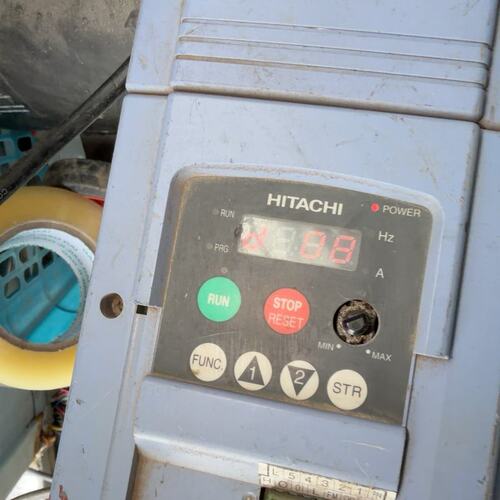 议价日立L100变频器1.5千瓦，L100-015NFE220v可维修