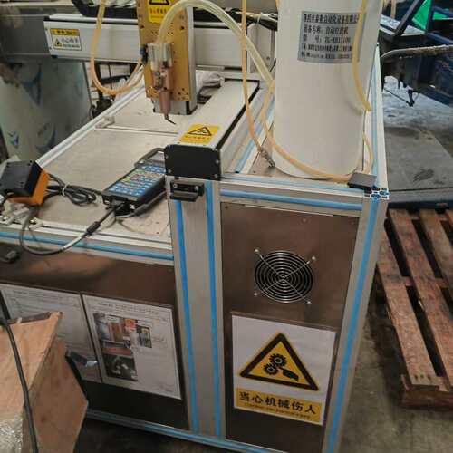 议价深圳市泰勤TL-XB13100自动打胶机，。机器成色可维修