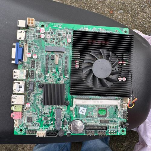 议价XT-HM76D2EM-2C V1.0 主板 i5处理器可维修