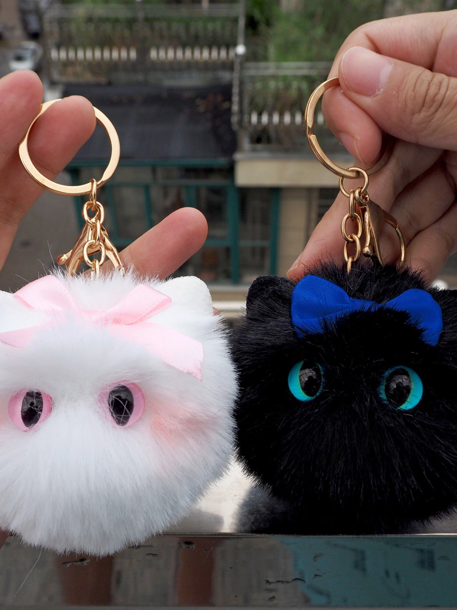 어깨에 누워있는 작은 공룡 브로치 귀여운 팬더  플러시 펜던트 가방 체인 커플 핀