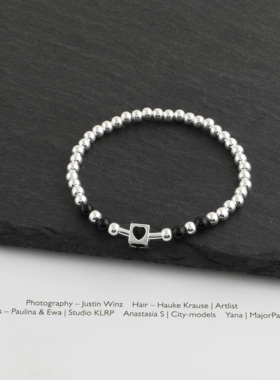 【韩国】s925纯银爱心黑玛瑙手链